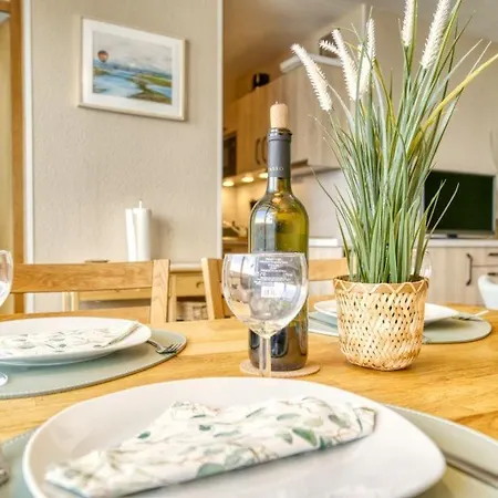 - Haus M, App 0m0601 Apartment *